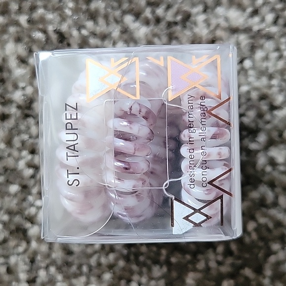 NEW Invisibobble Hair Ring Bundle - Picture 3 of 5